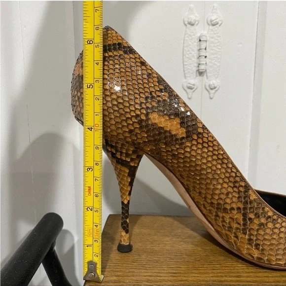 YVES SAINT LAURENT Snakeskin Heels 39.5
